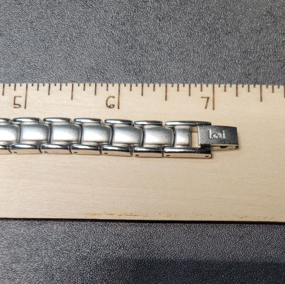 l.e.i Y2K Silver Tone Square Face Bracelet Watch